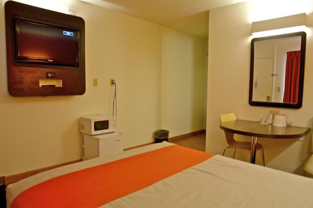 Motel 6-Oshkosh, Wi Quarto foto